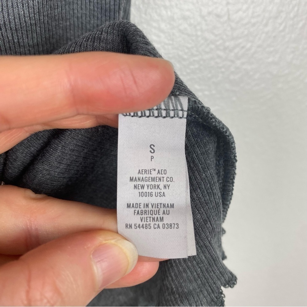 Aerie Offline Ribbed Henley Racerback Buttons Tank Top Gray Size S NWT - Picture 6 of 6